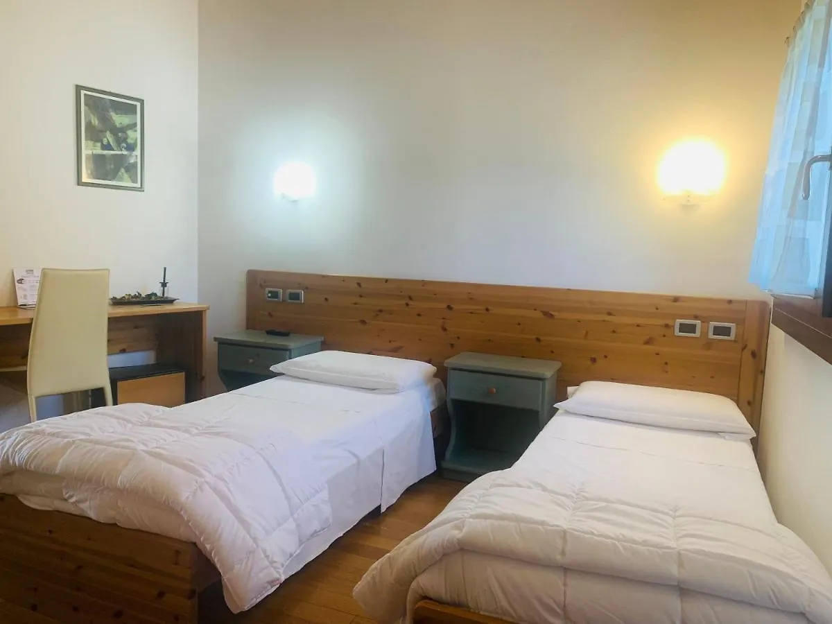 Albergo Torre Isola Vicentina 3*,  Italy
