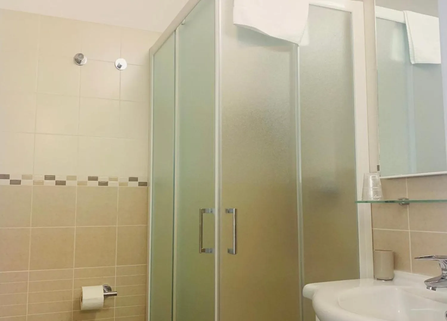 Albergo Torre Isola Vicentina 3*,  Italy
